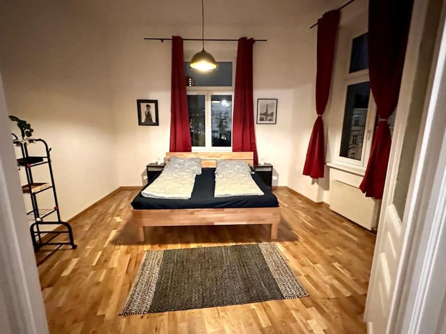 Klimatisierter Wiener Altbauflair Im Zentrum Wiens Zewnętrze zdjęcie